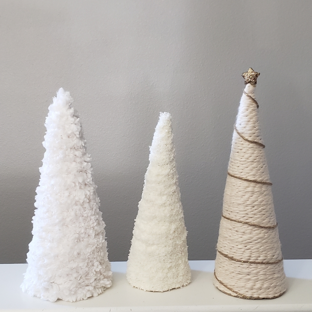 Set of 3 table top trees